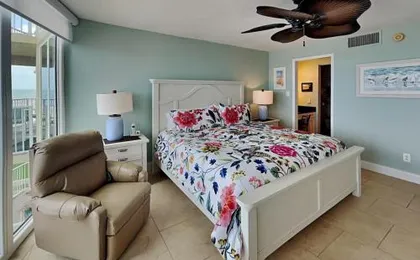 Shores Club 505