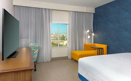 Hampton Inn & Suites Clearwater Beach