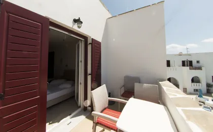 Naxos Mare Studios