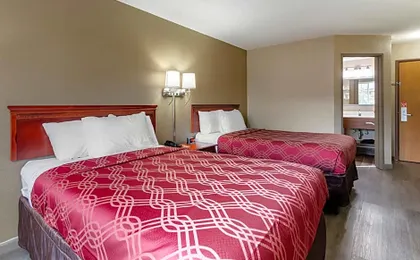 Econo Lodge Inn & Suites Dickson