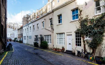 Veeve - a Kensington Mews