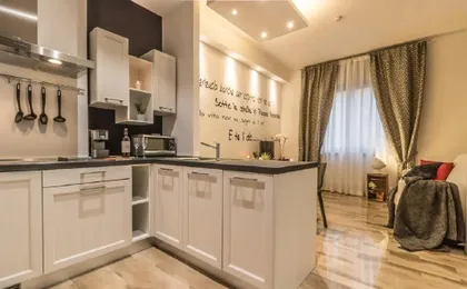 Ugo Bassi Apartments