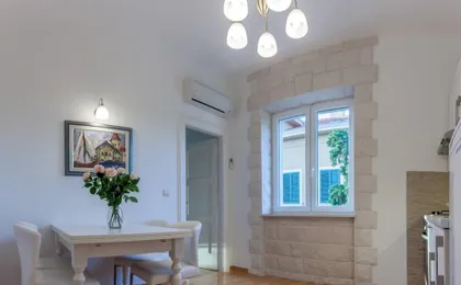 Chic Apartment in Center