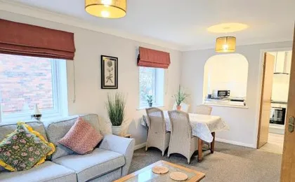 Fewster Apartment with Free Parking