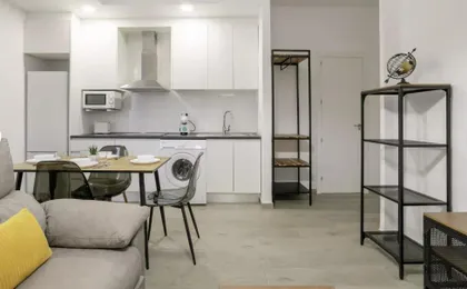 Fantastic Apartment in the Heart of Alicante - Quiet Courtyard Side