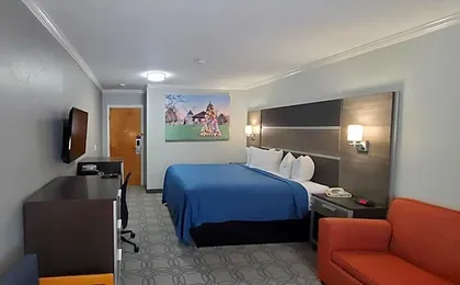 Ambassador Inn & Suites