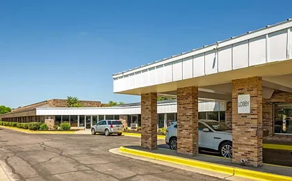 OYO Hotel Mona Lake Muskegon