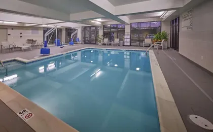 Hampton Inn & Suites Hood River (H)