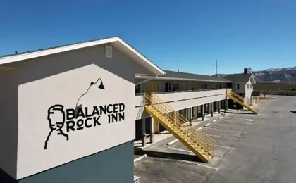 Balanced Rock Inn