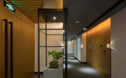 SFEEL DESIGN Hotel (Chengdu Renmin South Road Nijiaqiao Subway Station)
