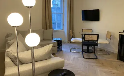 Leith Street Suite