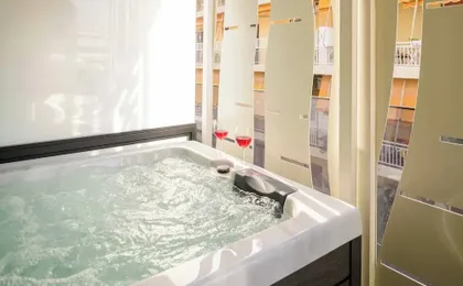 Thea Acropolis Suites & Apartments
