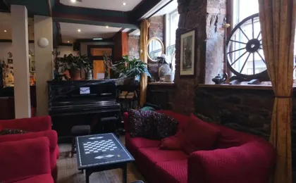 High Street Hostel (Adults only)