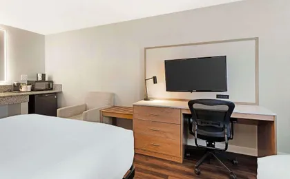Best Western Plus Rancho Cordova Inn
