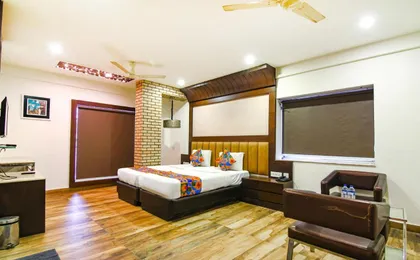 Hotel Ivory Inn