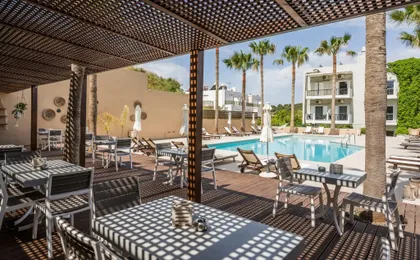 Sea View Hotel & Apartments