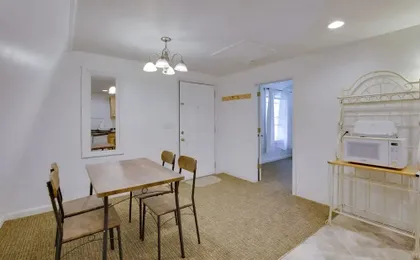 Old Orchard Beach Vacation Rental, Walk to Ocean!