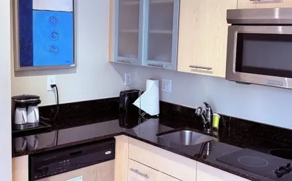 1 Bedroom Suite with intracoastal view