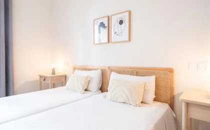 Sunny Terrace Apartment in Gracia, Barcelona - Local Lifestyle