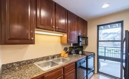 Breakaway West Condo with Easy Access to Ski Lifts by RedAwning