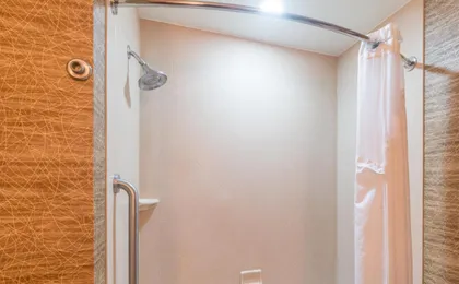 Holiday Inn Express & Suites Elk City