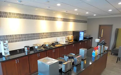 Cottonwood Airport & Expo Hotel Louisville
