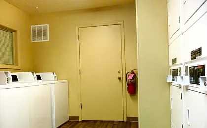 DuPont Suites - Louisville