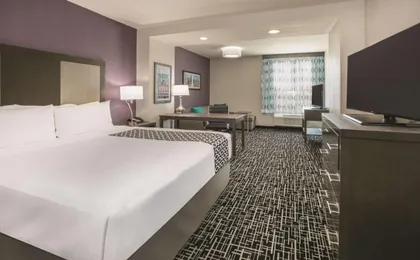 La Quinta Inn & Suites by Wyndham Dallas - Richardson