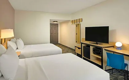 City Express by Marriott Louisville Southeast