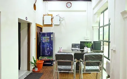 The Hotel Ambassador Inn