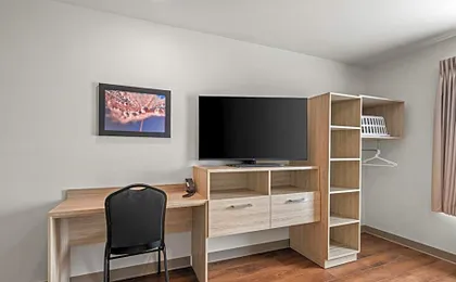 WoodSpring Suites Charlotte Northlake