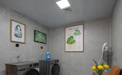 Campanile Hotel (Shenzhen Guanlan Golf Store)