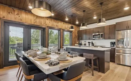Peak Pursuit by Beyond Expectations Mountain Home With Indoor Pool