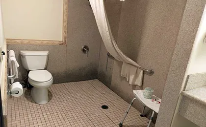 Travelodge by Wyndham Costa Mesa Newport Beach Hacienda
