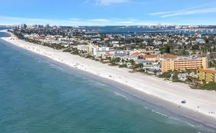 East Gulf Dockside Beach Homes