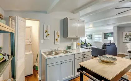 2 Mi to Dtwn: Stylish Family Home in Waco!
