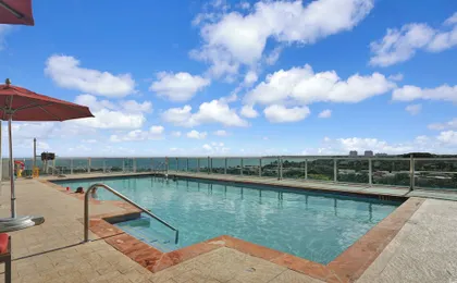 Tropical Paradise - Spacious 3-Bedroom