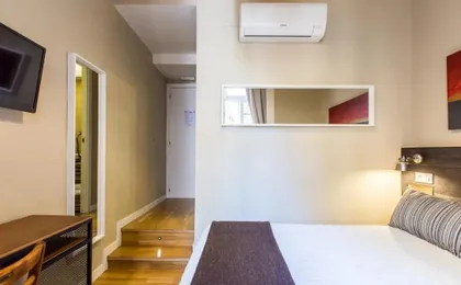El Born Guest House by Casa Consell