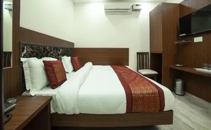 OYO 14136 hotel toto international