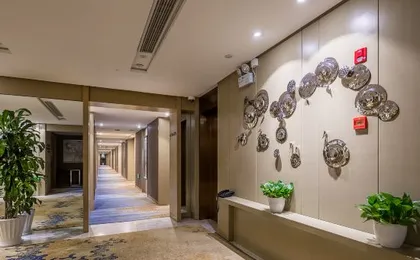 Shanghai Lujiazui Rezen Hotel