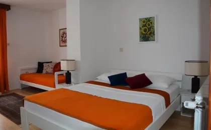 Apartments Crobeg