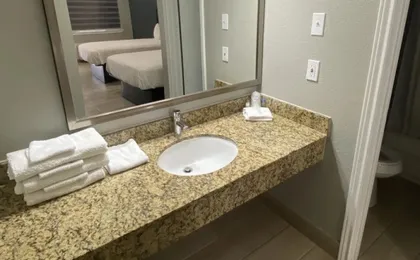 Falcon Executive Inn