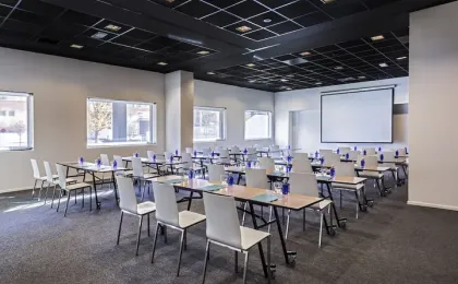 Hotel Zentral Castellana Norte