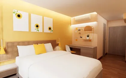 Bloom Hotel Juhu