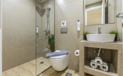 Raise Thiseio Stylish Living