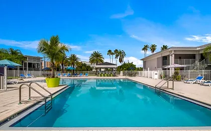 Clarion Inn & Suites Across From Universal Orlando Resort