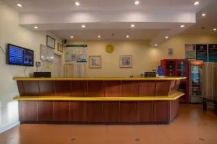 Home Inn Beijing Guozhan Yansha Sanyuan East Bridge