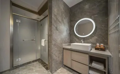 New Century Manju Hotel (Hangzhou Xianghu Metro Station)