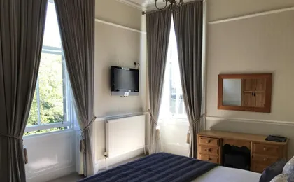 Alba House (Adults only)
