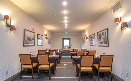Holiday Inn Express Hotel & Suites Kalispell By IHG